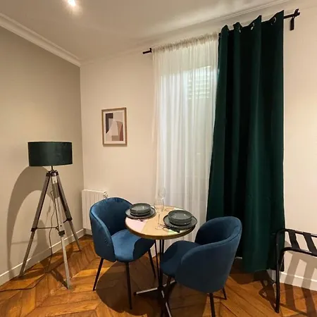 Portes De Paris Rer C A 2 Min Wifi & Parking Inclus Διαμέρισμα Choisy-le-Roi