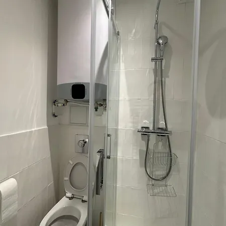 Apartment Portes De Paris Rer C A 2 Min Wifi & Parking Inclus *