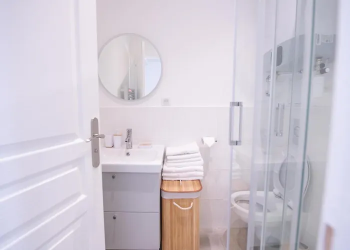 Portes De Paris Rer C A 2 Min Wifi & Parking Inclus Apartamento